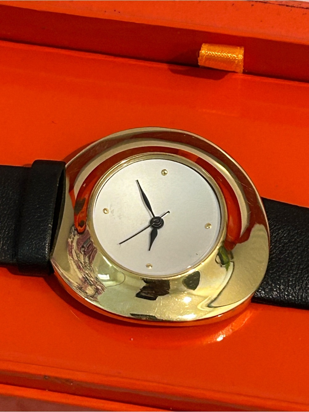 Robert Lee Morris Studio Women’s